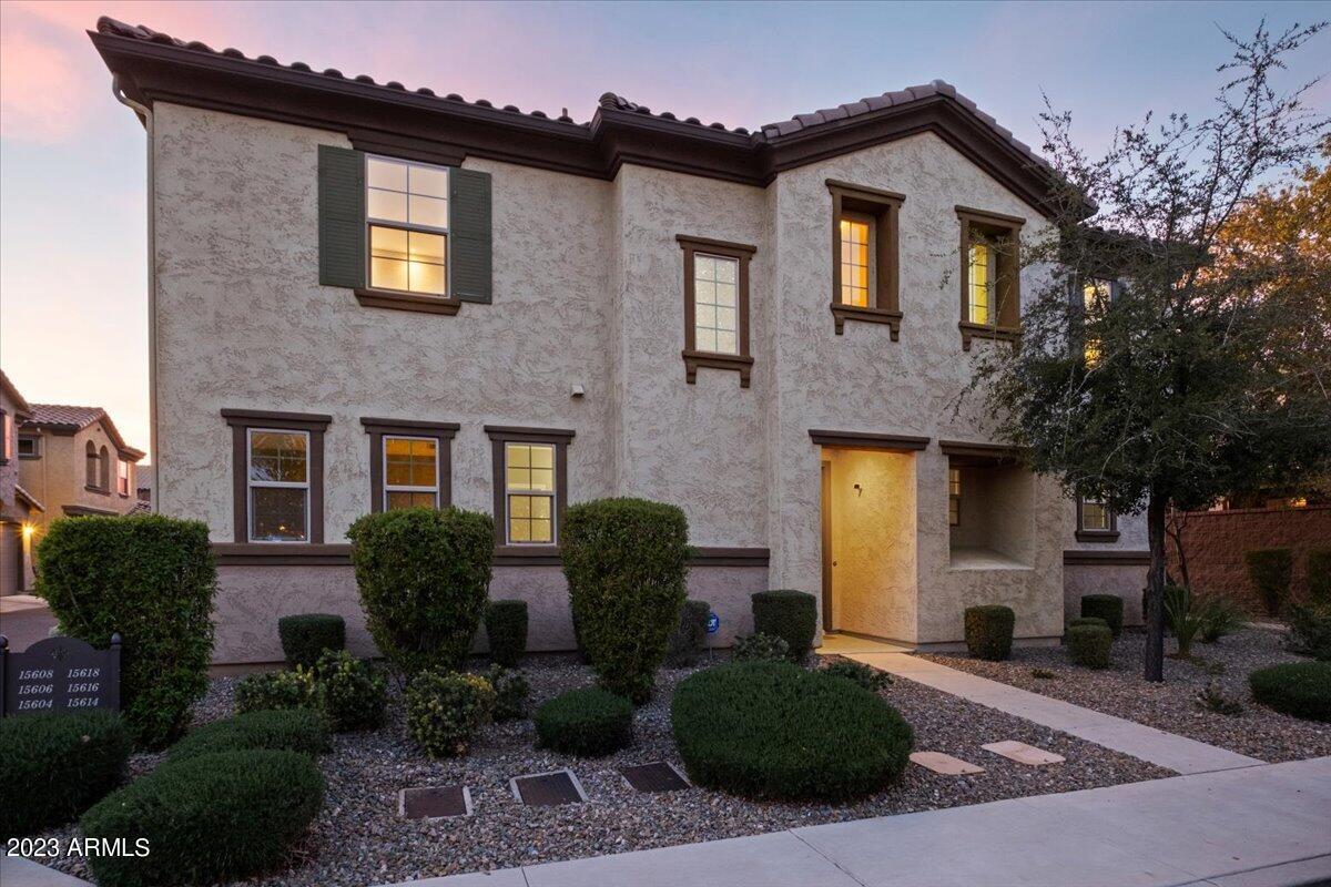 15614 N 47th Pl., Phoenix, AZ 85032