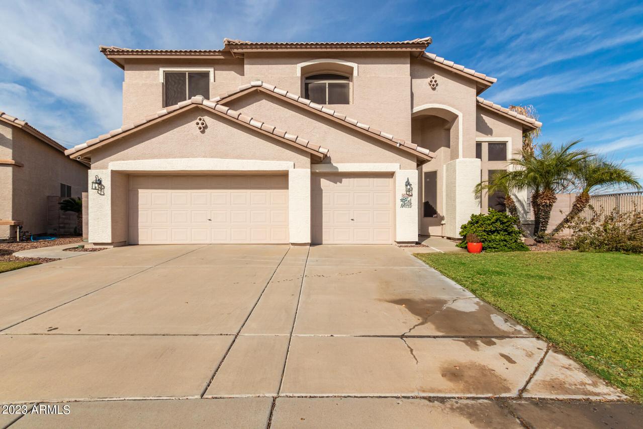 22226 N 34th Dr., Phoenix, AZ 85027