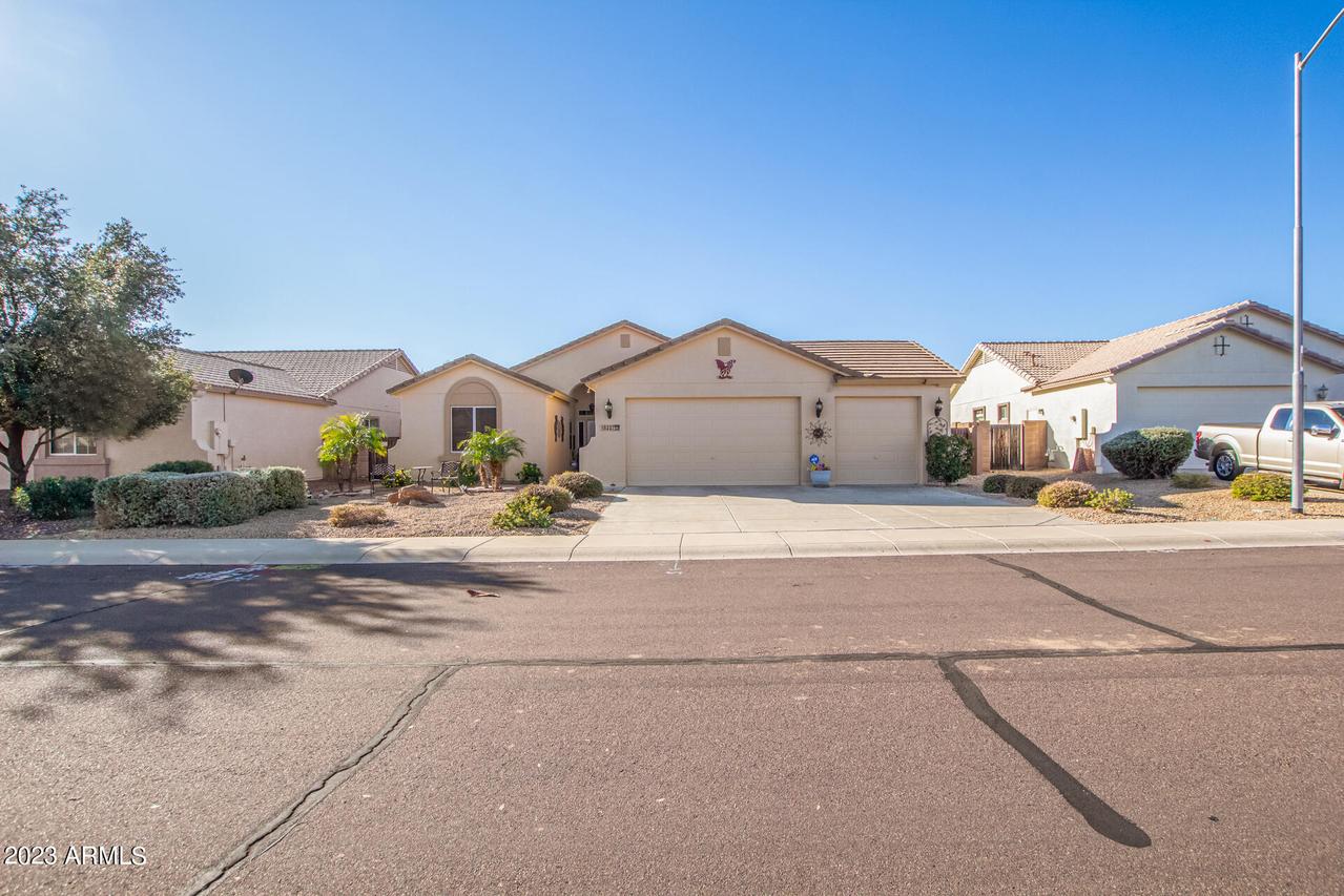 18227 W Port Royale Ln., Surprise, AZ 85388