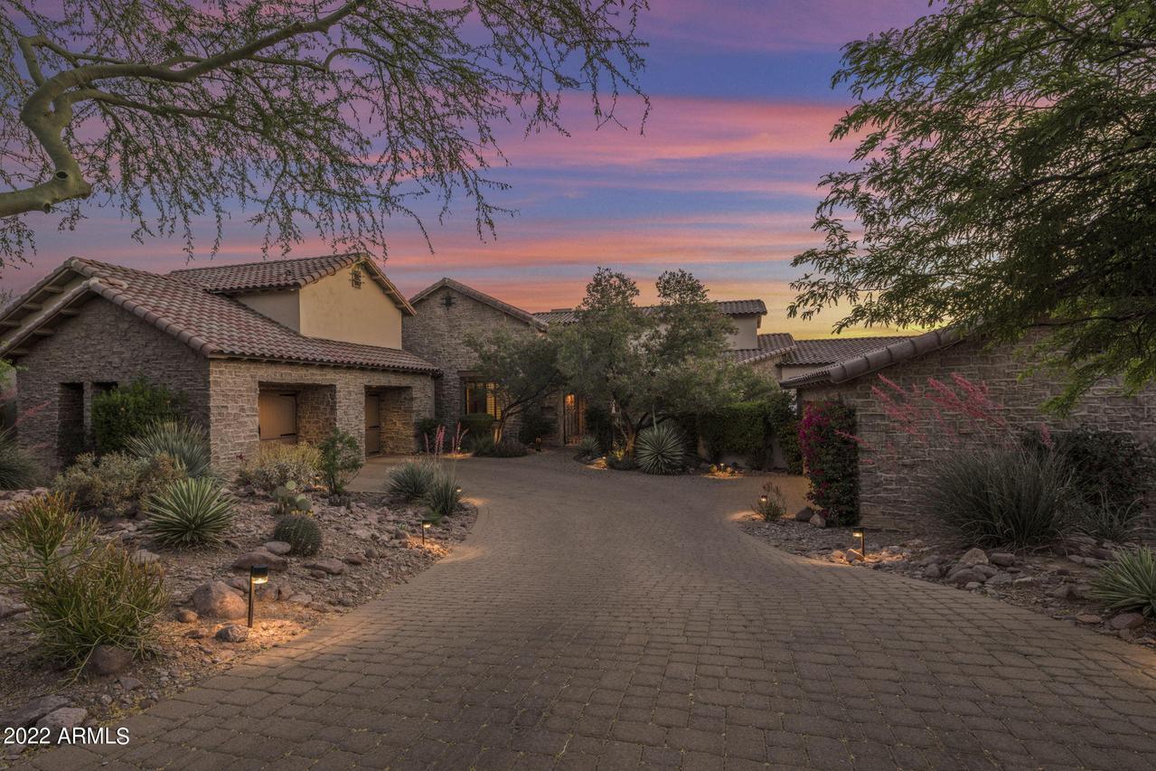 2560 S Geronimo Head Tr., Gold Canyon, AZ 85118