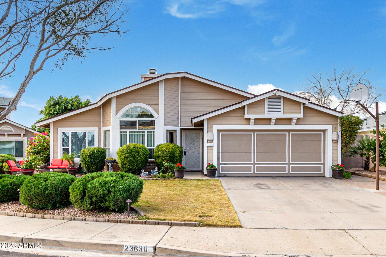 23630 N 40th Ln., Glendale, AZ 85310