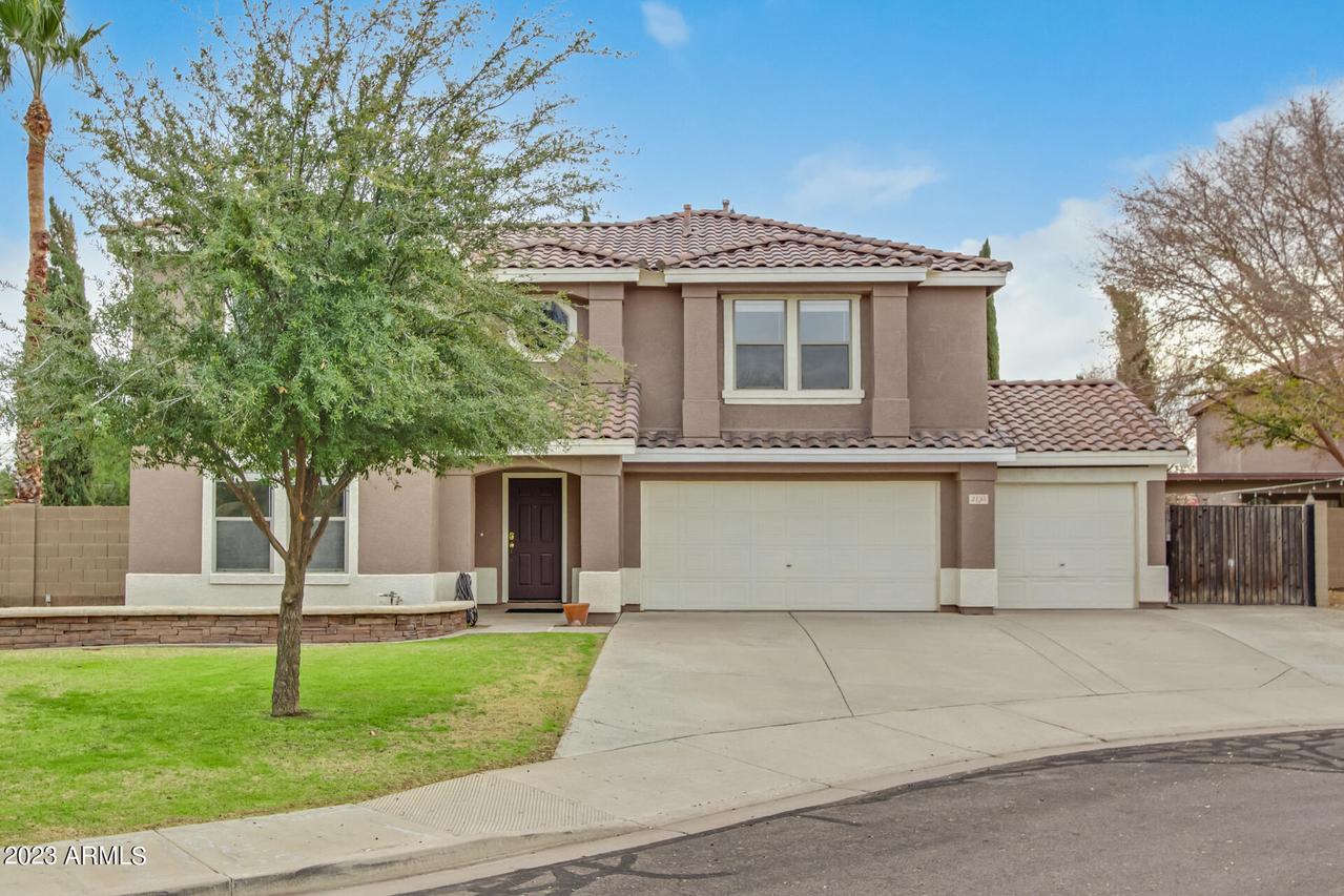 2135 E Longhorn Pl., Chandler, AZ 85286