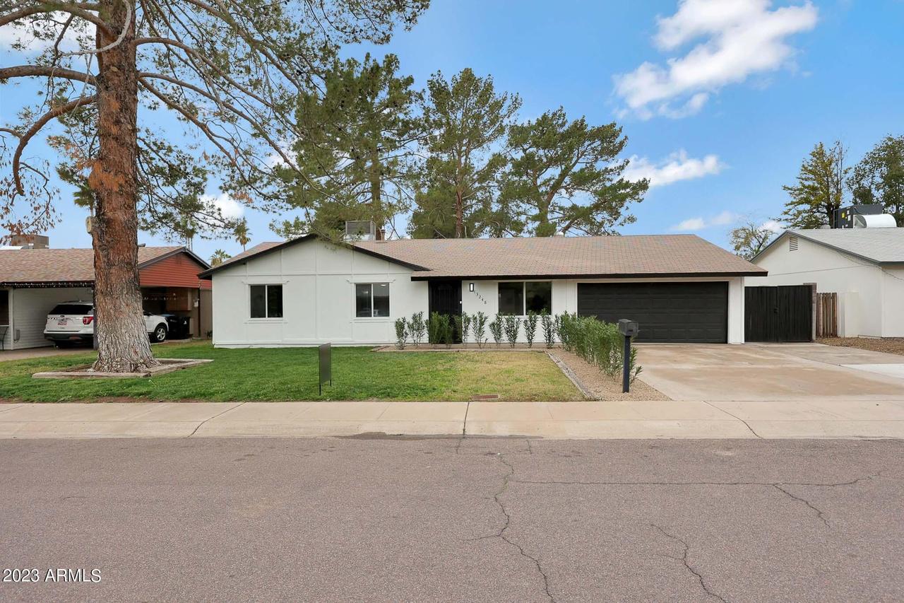 13248 N 39th St., Phoenix, AZ 85032