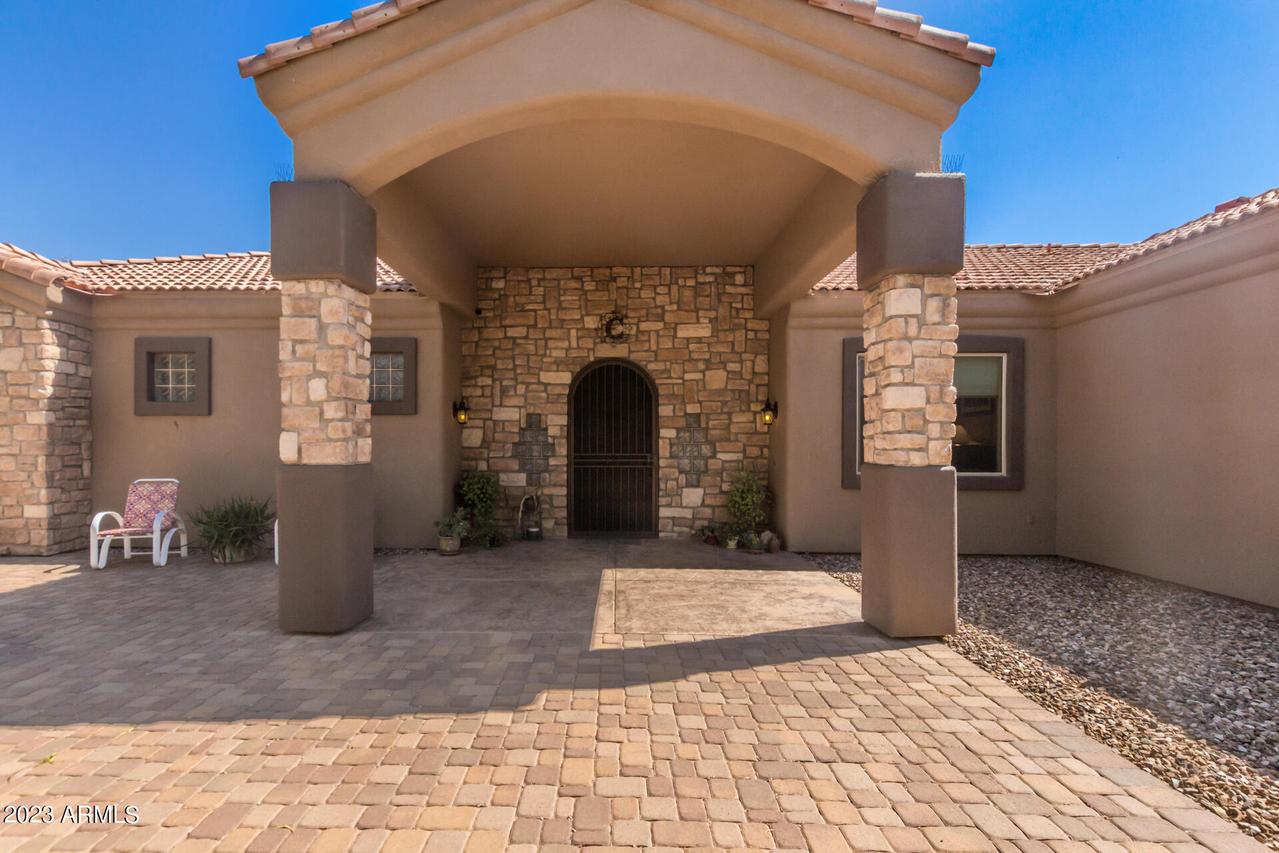 3877 E Hash Knife Draw Rd., San Tan Valley, AZ 85140