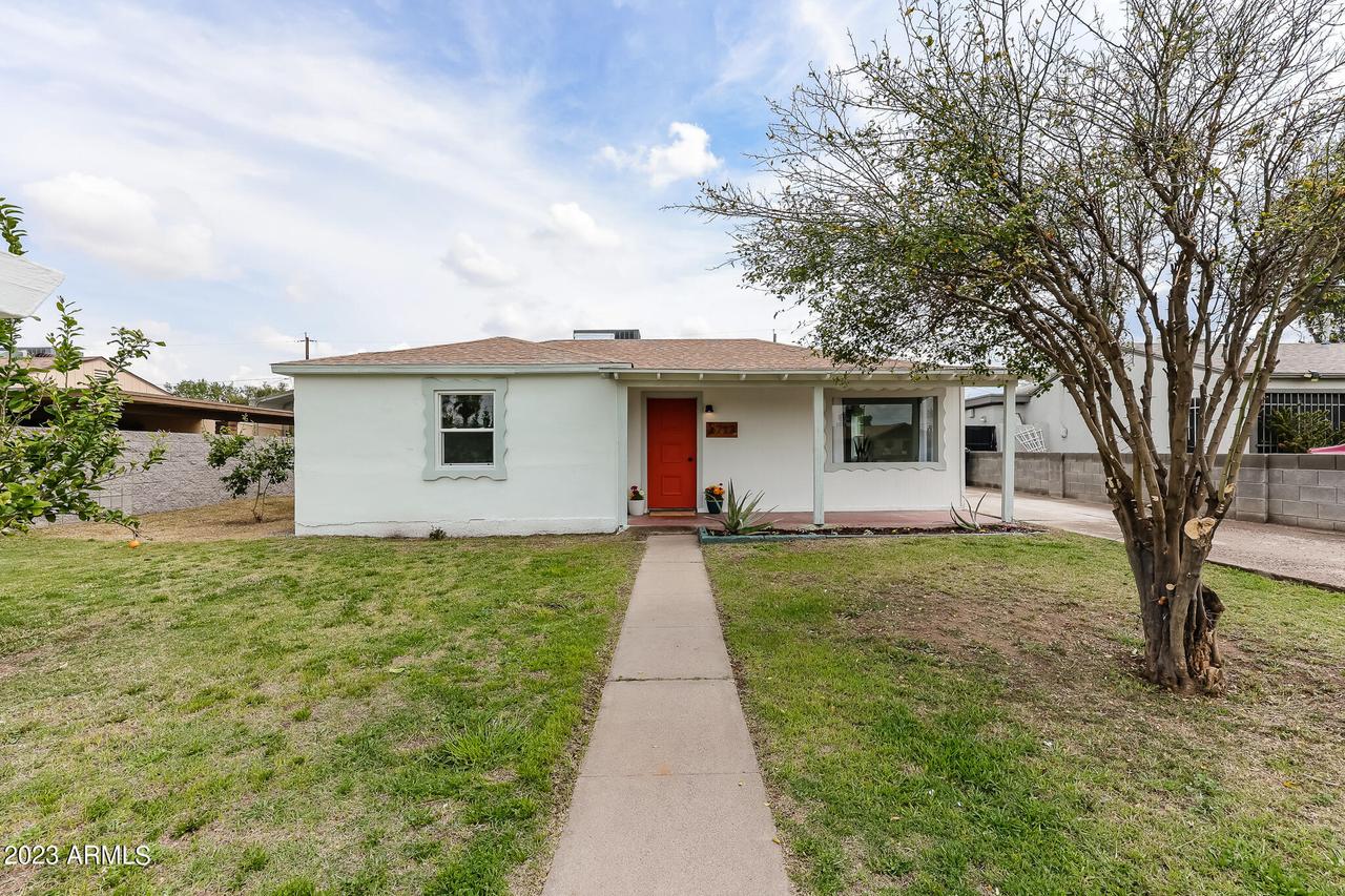 6223 S 6th Ave., Phoenix, AZ 85041