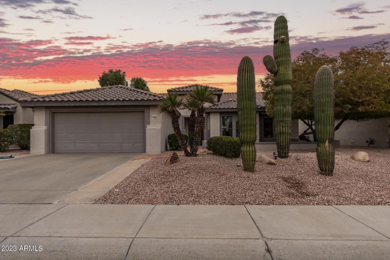 15542 W Clear Canyon Dr., Surprise, AZ 85374