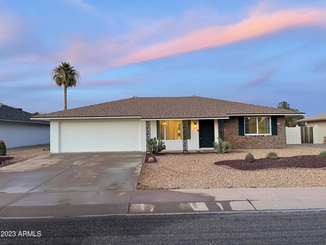 9538 W Willowbrook Dr., Sun City, AZ 85373