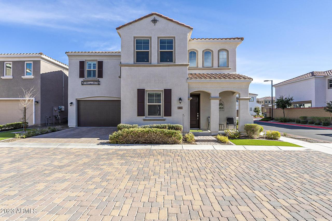 964 E Anderson Ave., Phoenix, AZ 85022