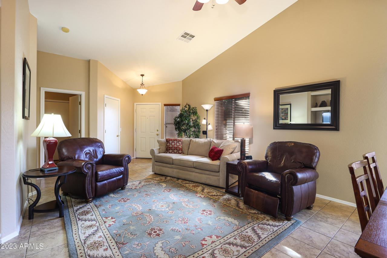 2396 E Valencia Dr., Casa Grande, AZ 85194