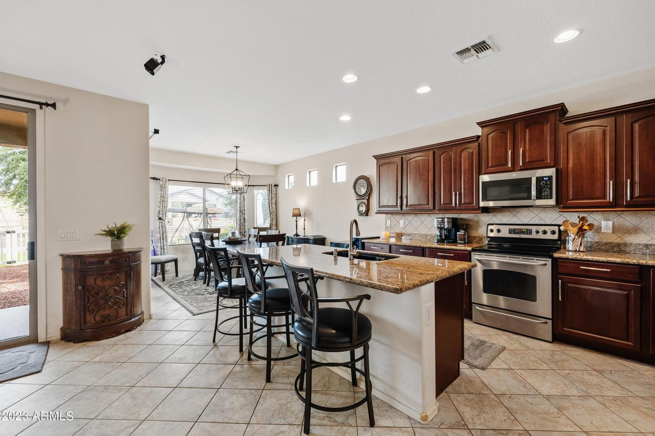 20527 N Lemon Drop Dr., Maricopa, AZ 85138