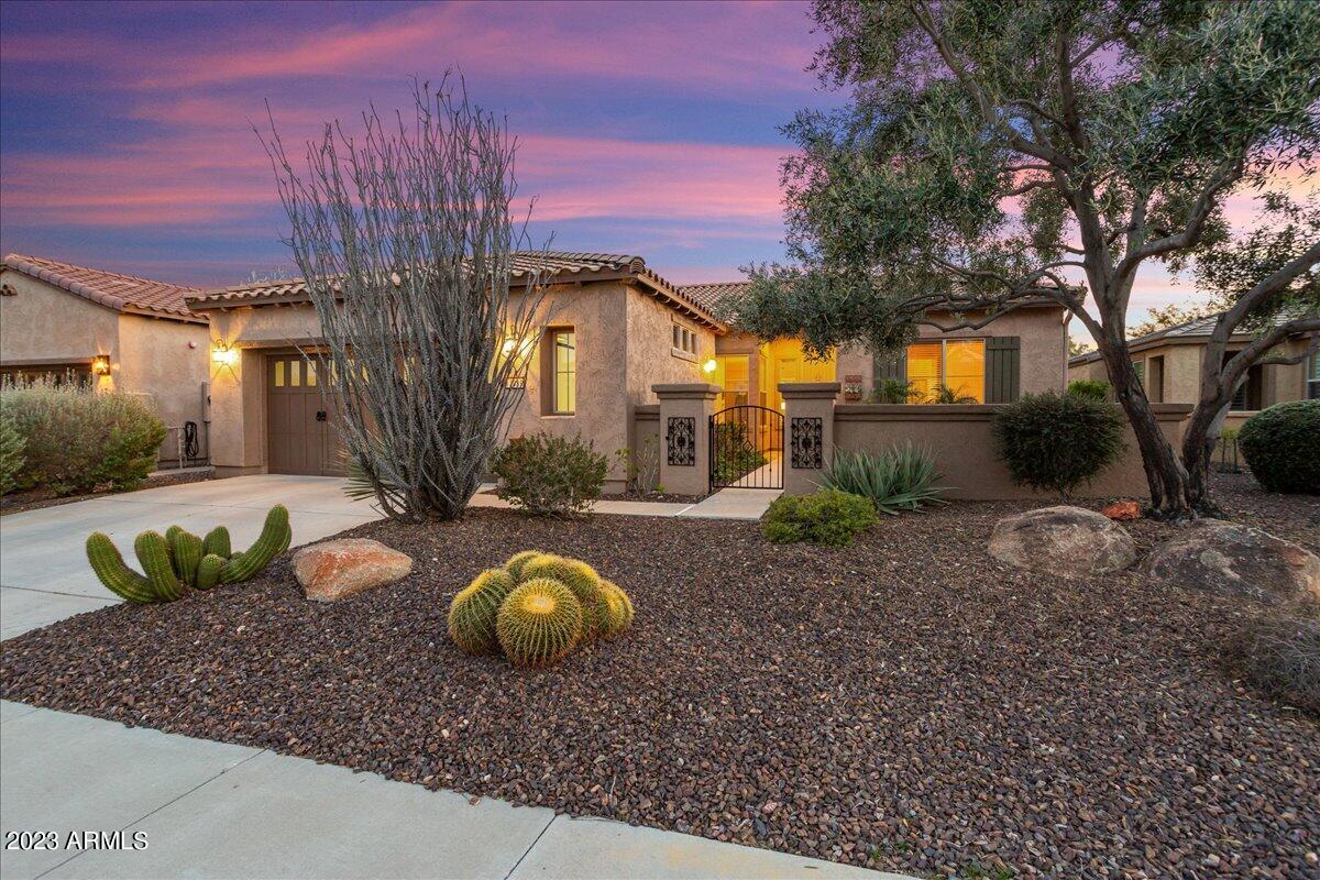 13039 W Alyssa Ln., Peoria, AZ 85383