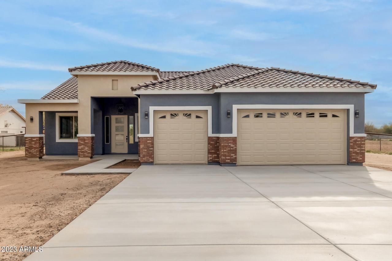 7103 N 185th Ave., Waddell, AZ 85355