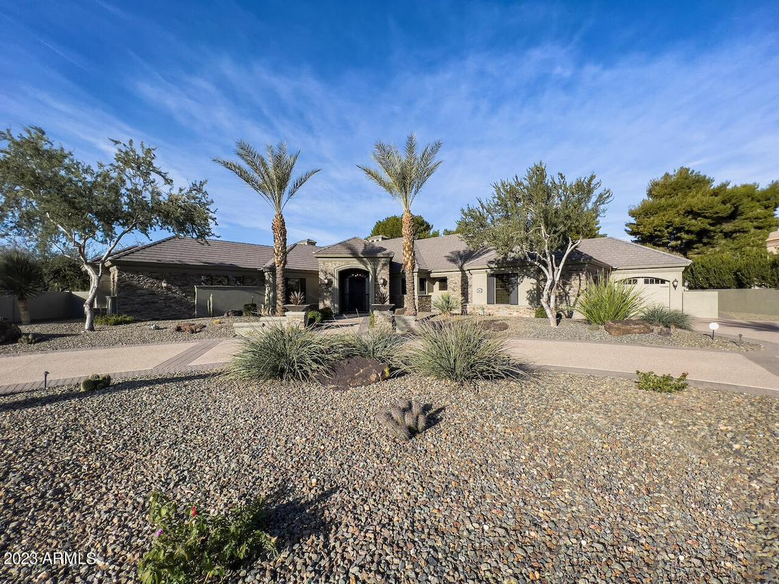 360 N Cloverfield Cir., Litchfield Park, AZ 85340