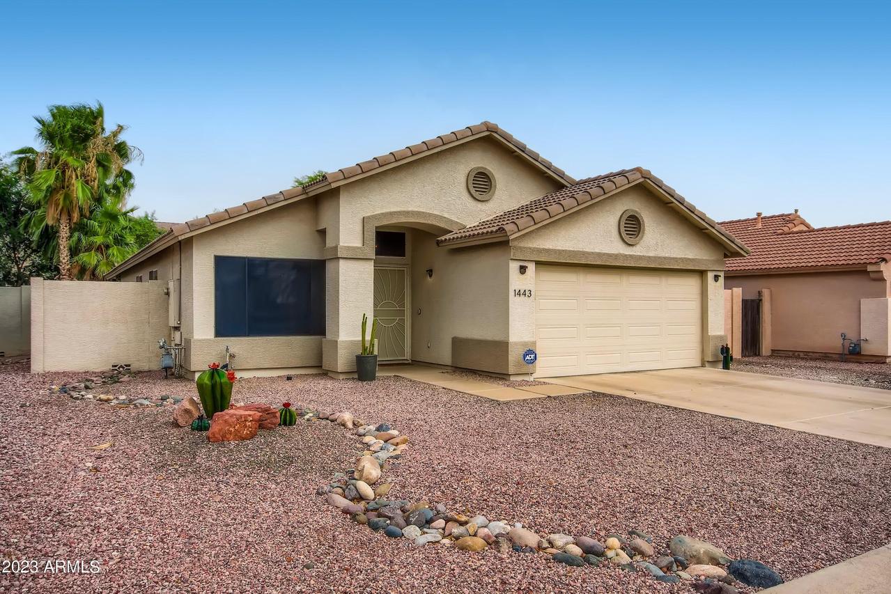 1443 S 58th St., Mesa, AZ 85206