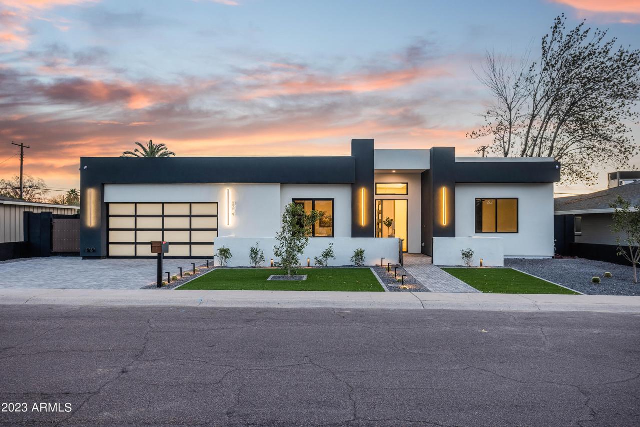 8219 E Rancho Vista Dr., Scottsdale, AZ 85251