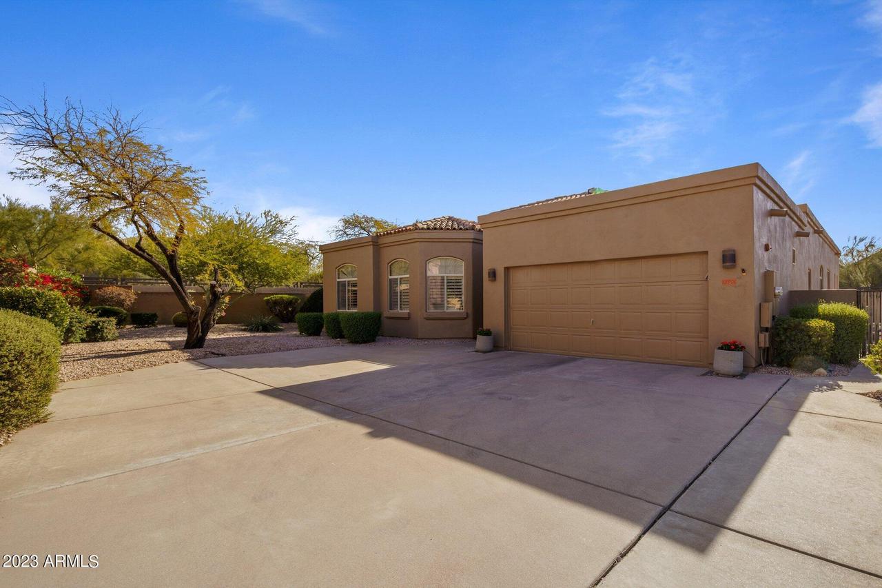 13901 E Laurel Ln., Scottsdale, AZ 85259