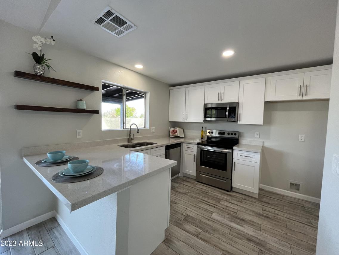 8836 W Puget Ave., Peoria, AZ 85345