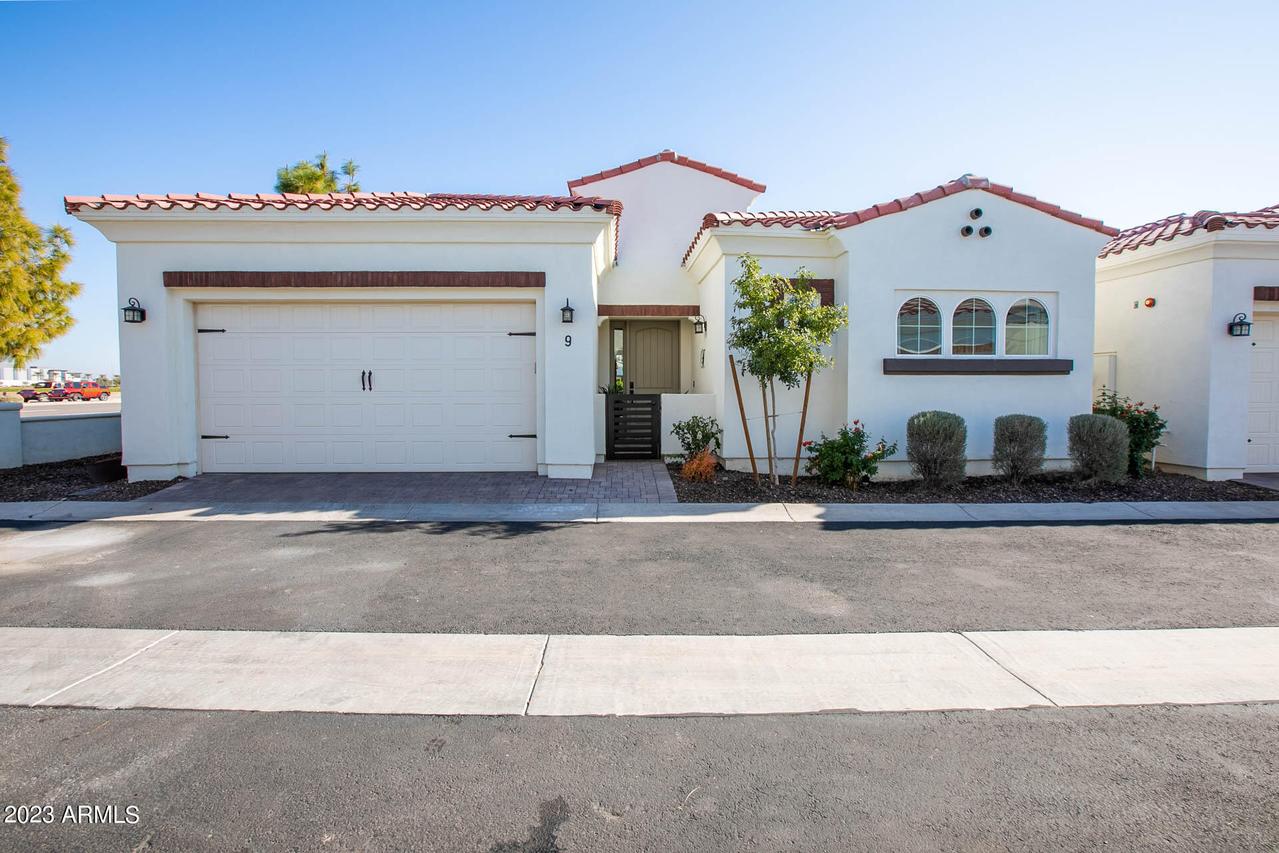 2777 W Queen Creek Rd. #9, Chandler, AZ 85248