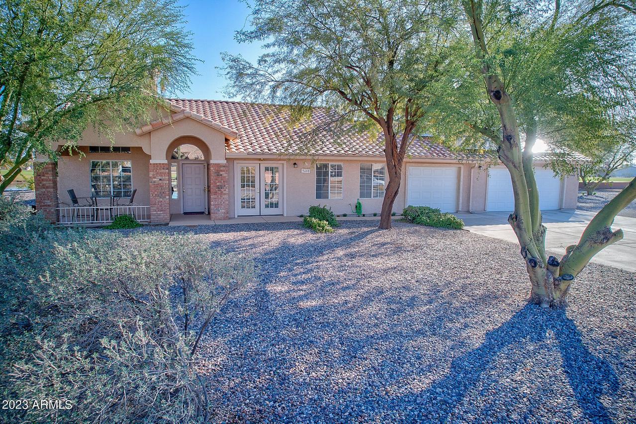 9400 W Debbie Ln., Arizona City, AZ 85123