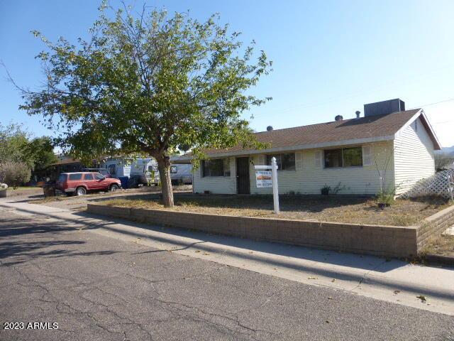 327 W Fairhaven Rd., Kearny, AZ 85137