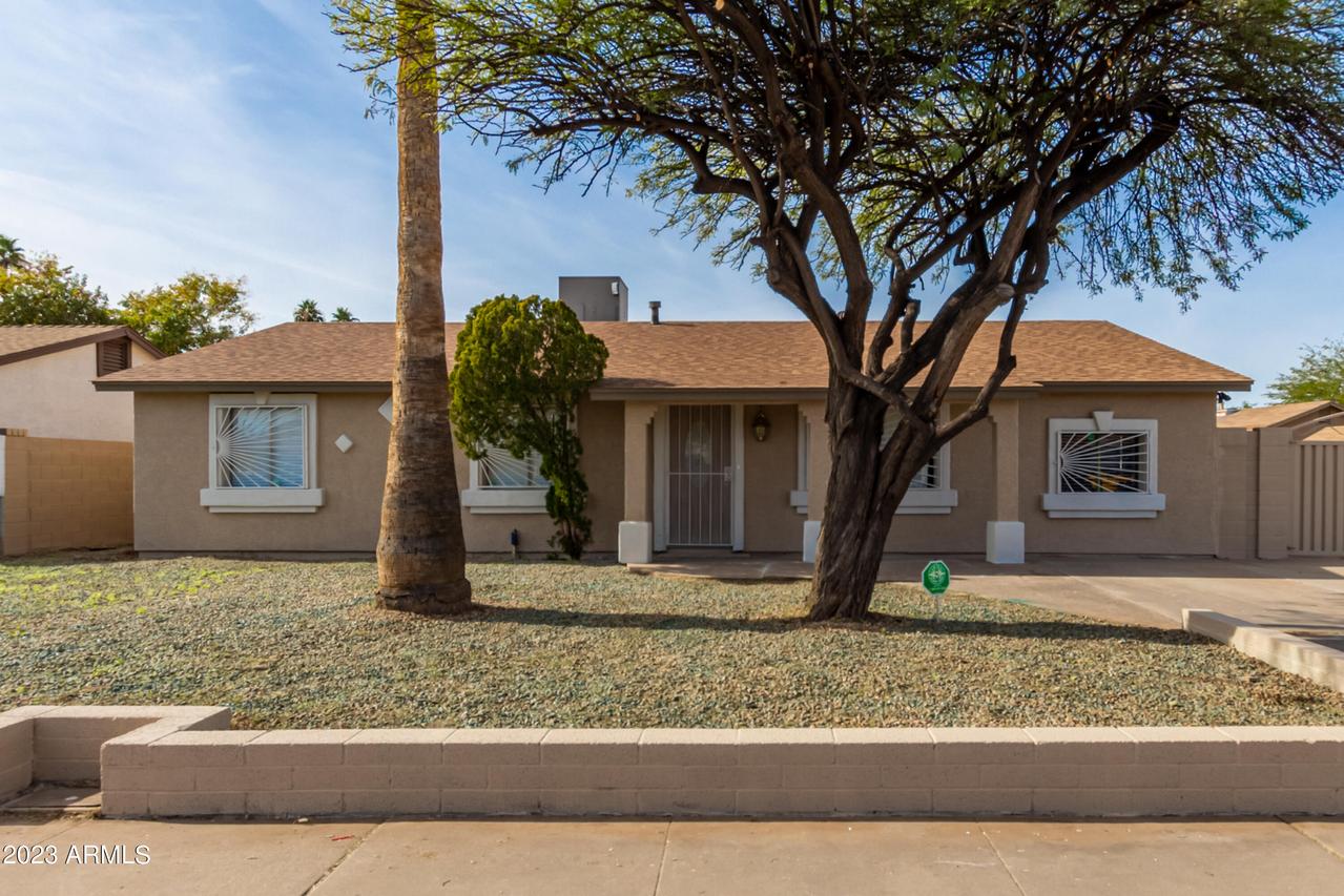 1636 N 61st Ave., Phoenix, AZ 85035