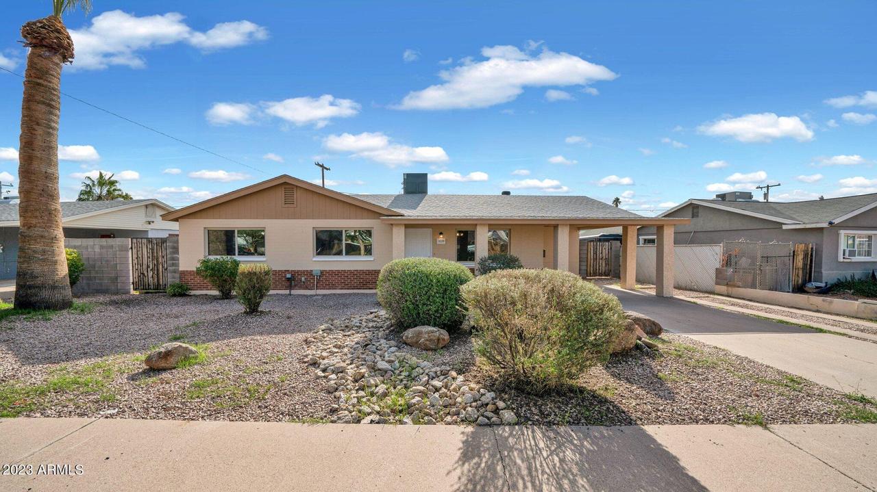 3229 W Larkspur Dr., Phoenix, AZ 85029