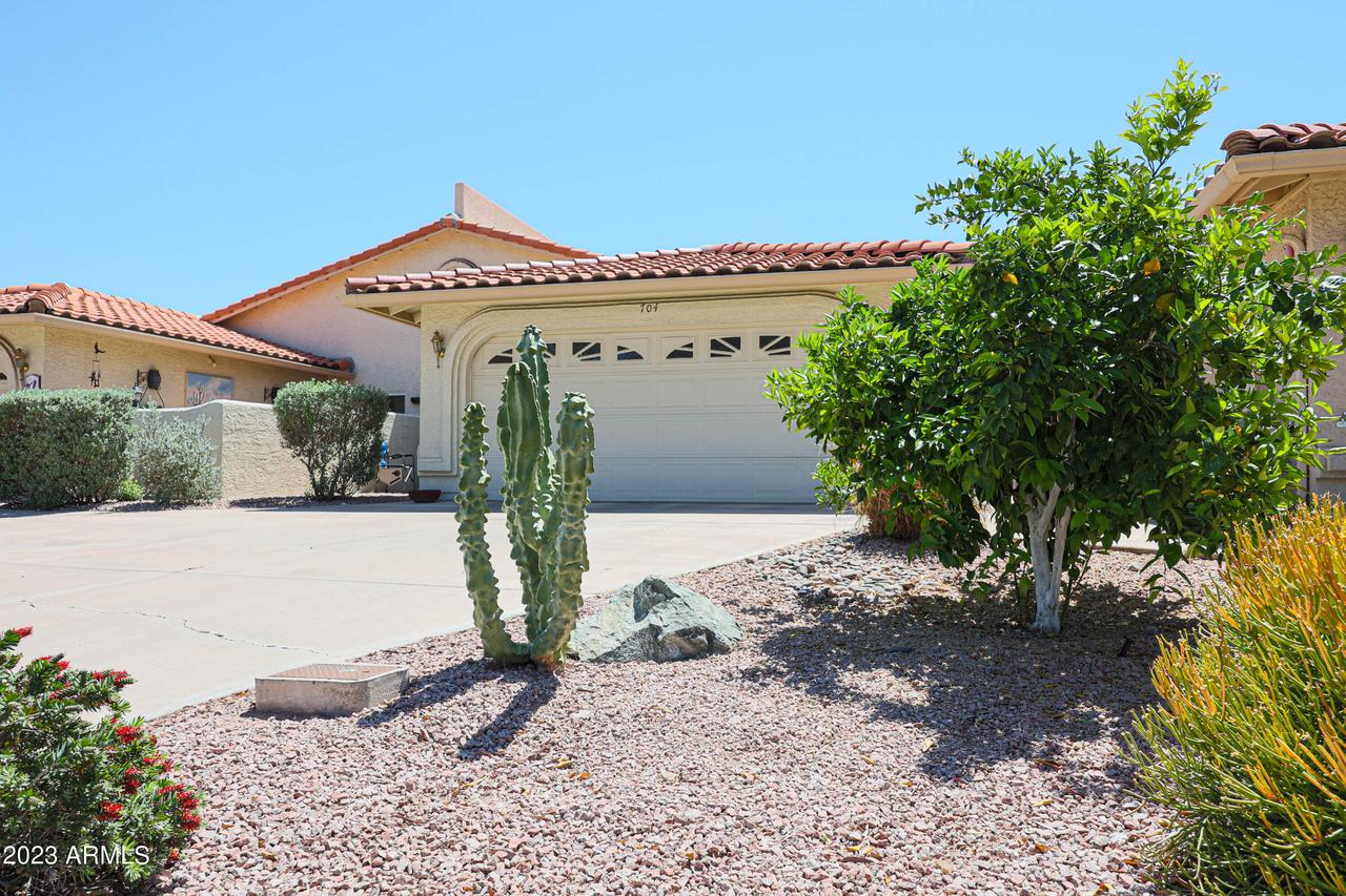 704 Leisure World, Mesa, AZ 85206