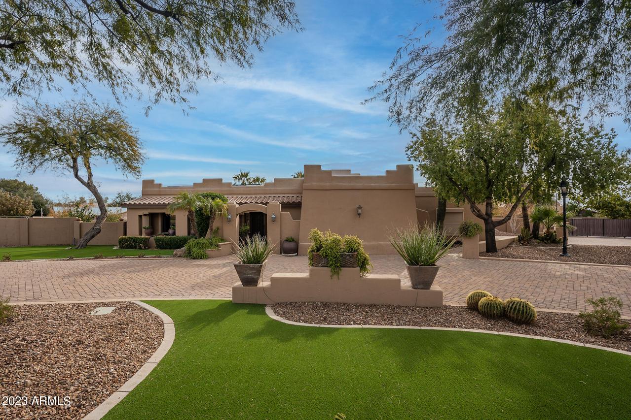 7241 W Union Hills Dr., Glendale, AZ 85308