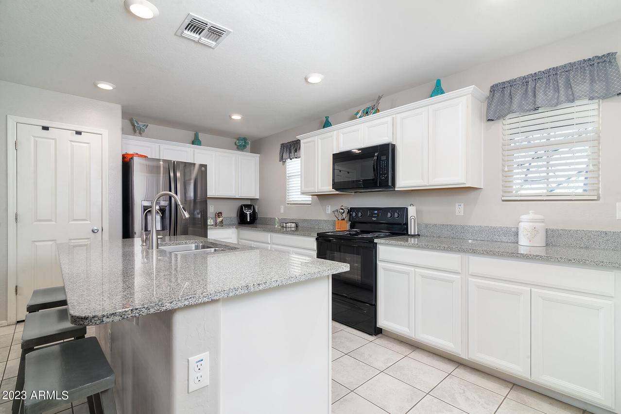 109 E Bluejay Dr., Chandler, AZ 85286