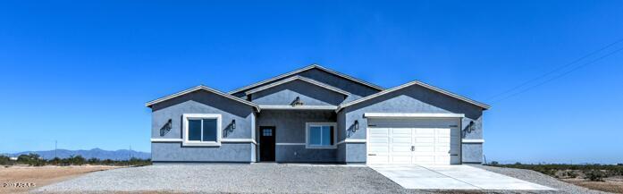 2975 N 369th Ave., Tonopah, AZ 85354