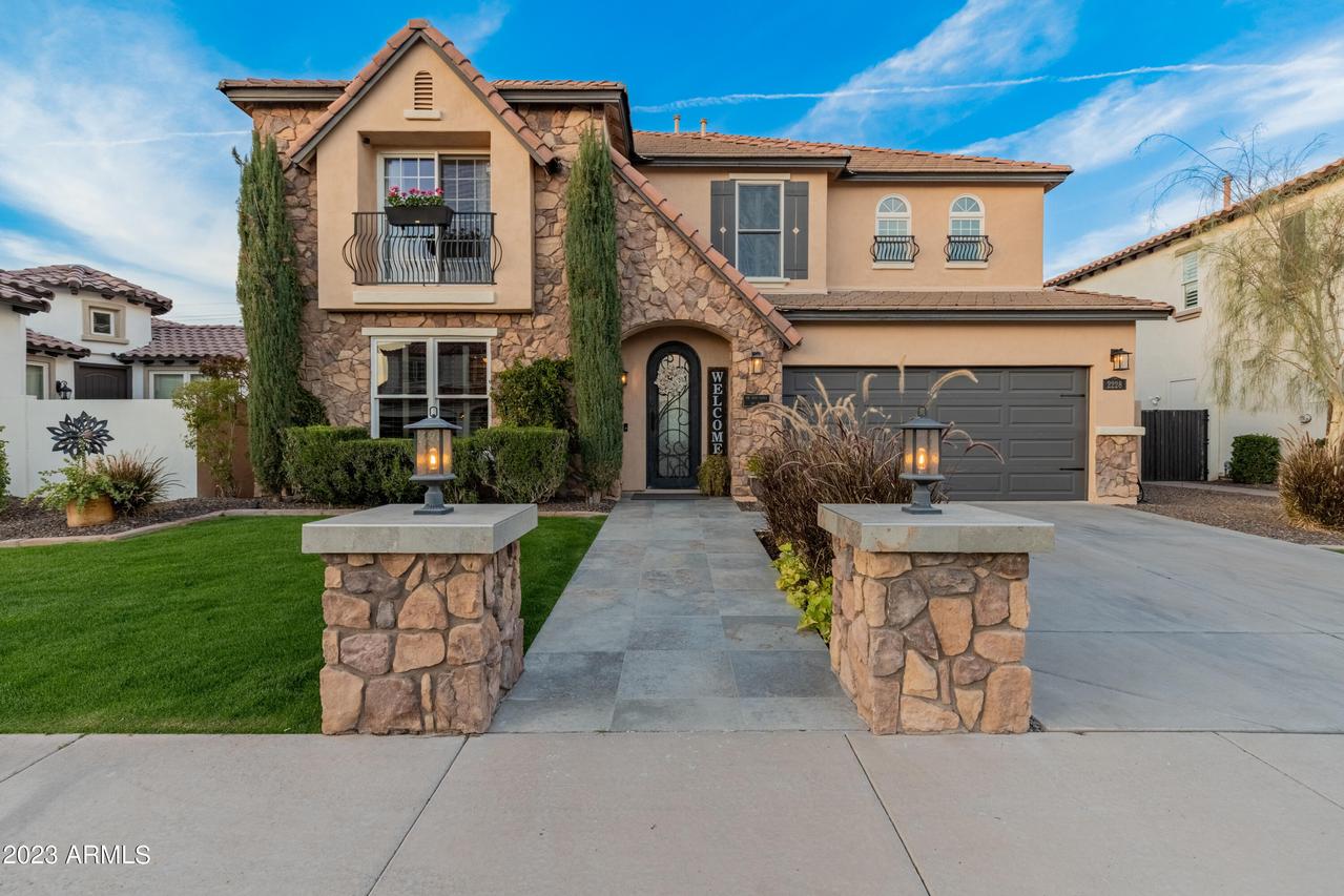 2228 E Wisteria Dr., Chandler, AZ 85286