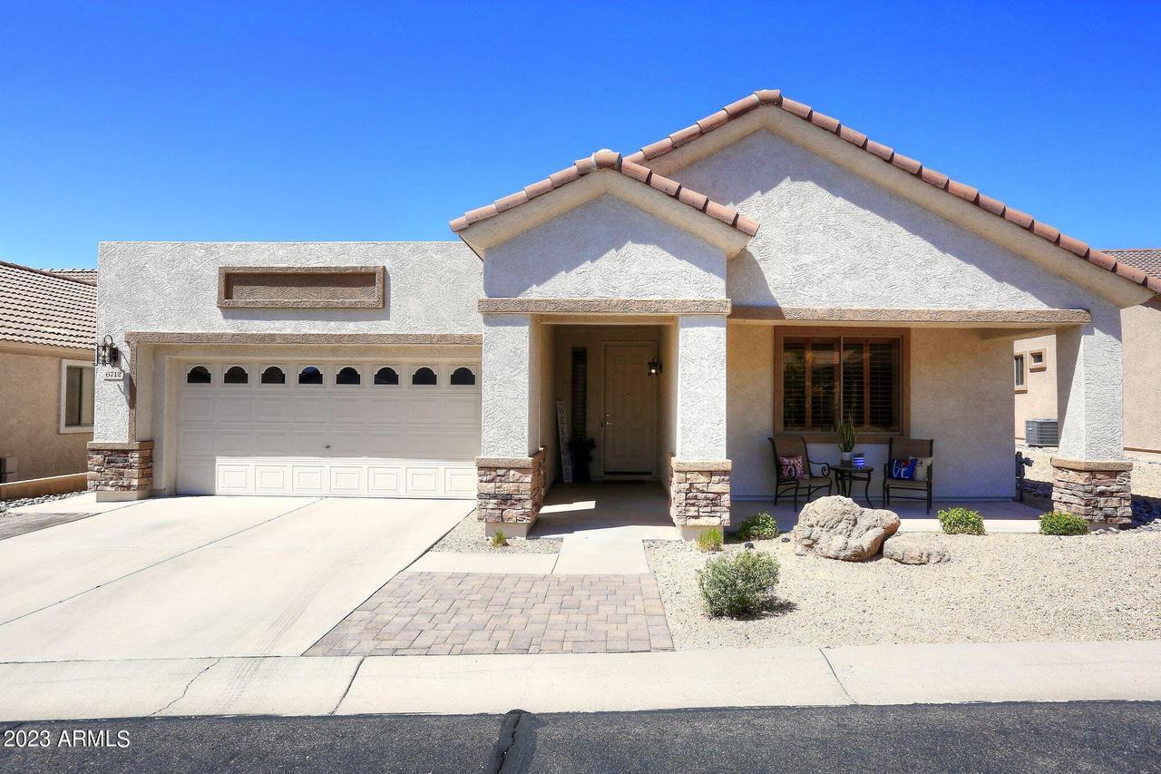 6712 E Roland St., Mesa, AZ 85215