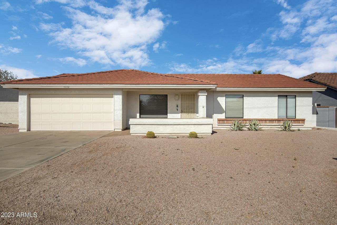 4042 E Knox Rd., Phoenix, AZ 85044