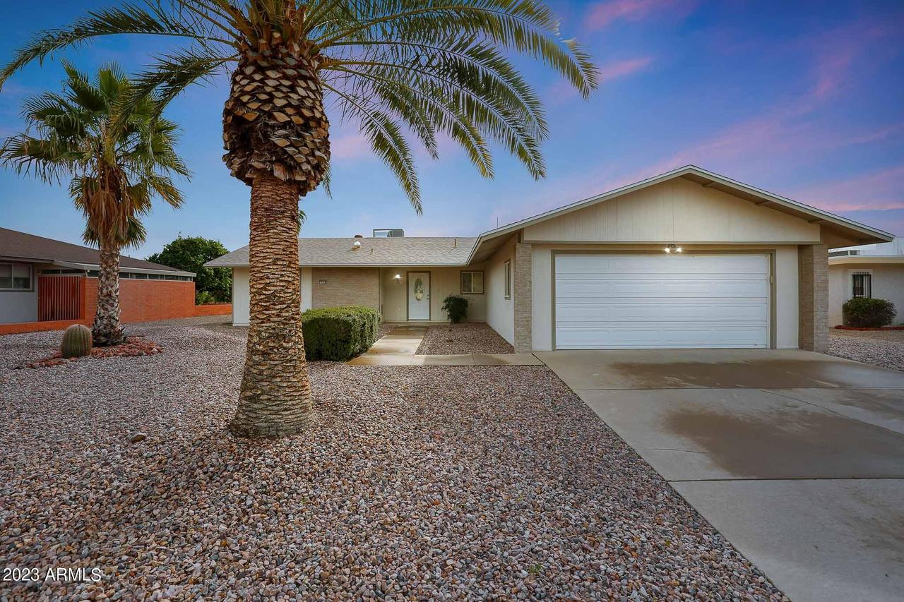 10909 W Manzanita Dr., Sun City, AZ 85373