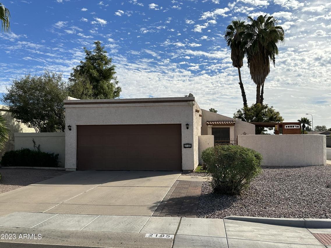 2105 N Villas Ln., Chandler, AZ 85224