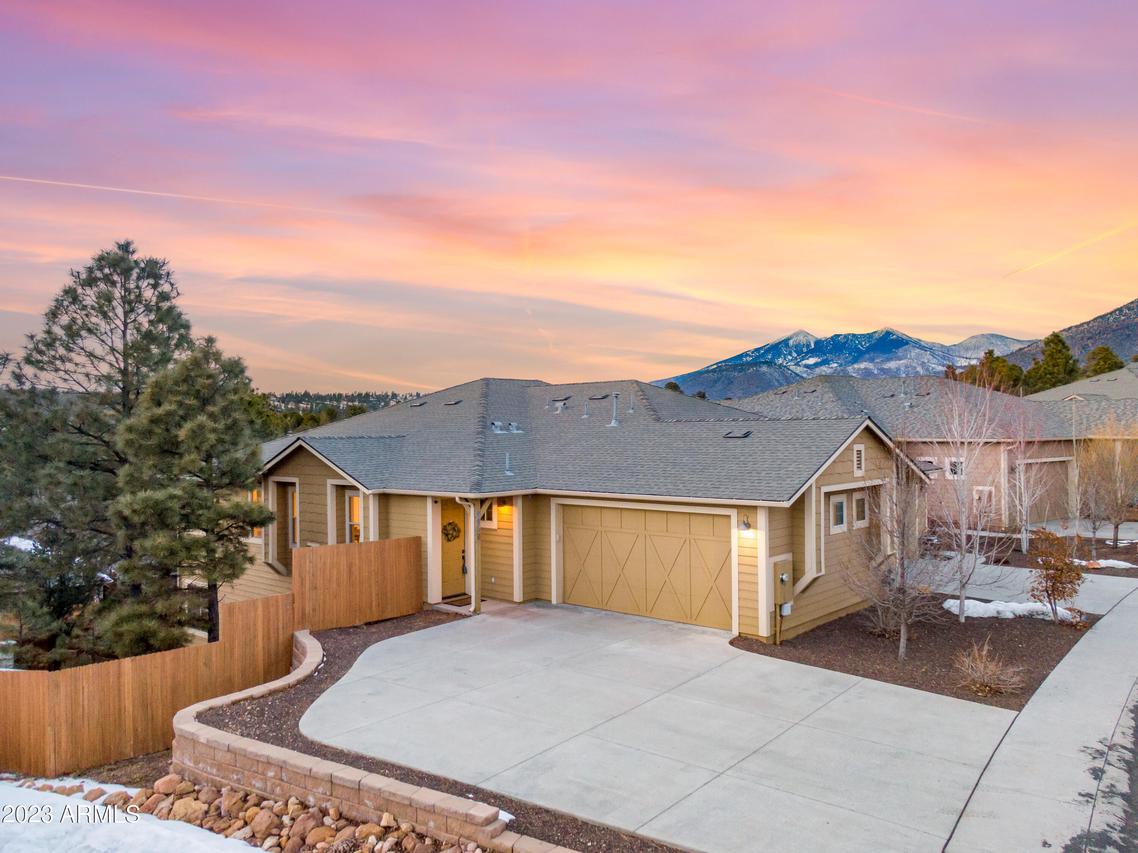 1153 N Waterside Dr., Flagstaff, AZ 86004