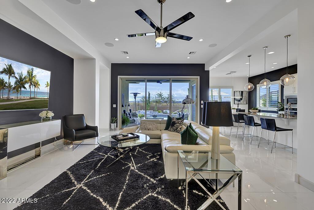 9310 W White Feather Ln., Peoria, AZ 85383