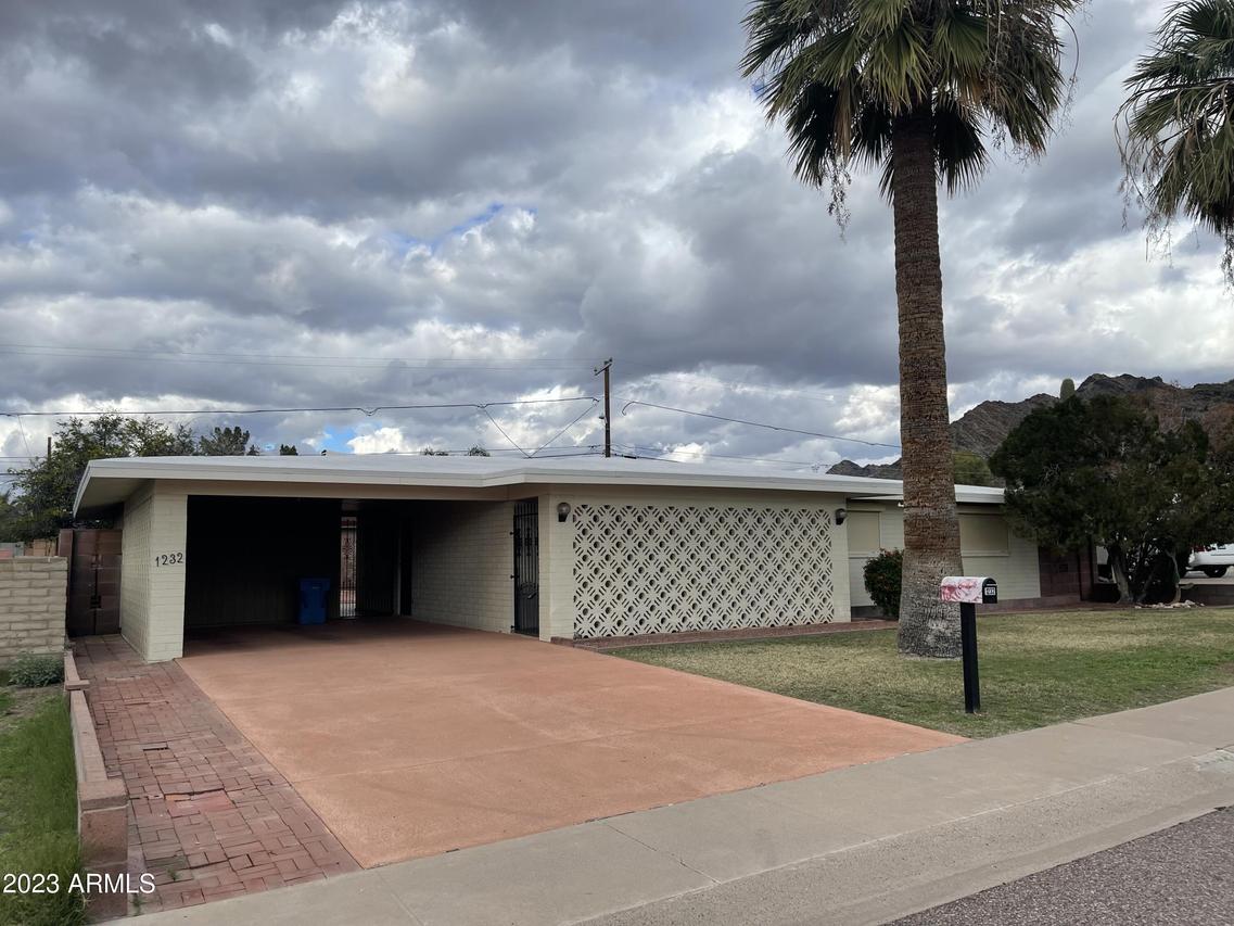 1232 E Orchid Ln., Phoenix, AZ 85020