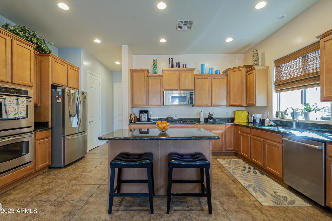 6302 W Montebello Way, Florence, AZ 85132