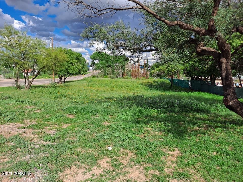 000 NW Elledge & Kayetan Dr. #20, Sierra Vista, AZ 85635