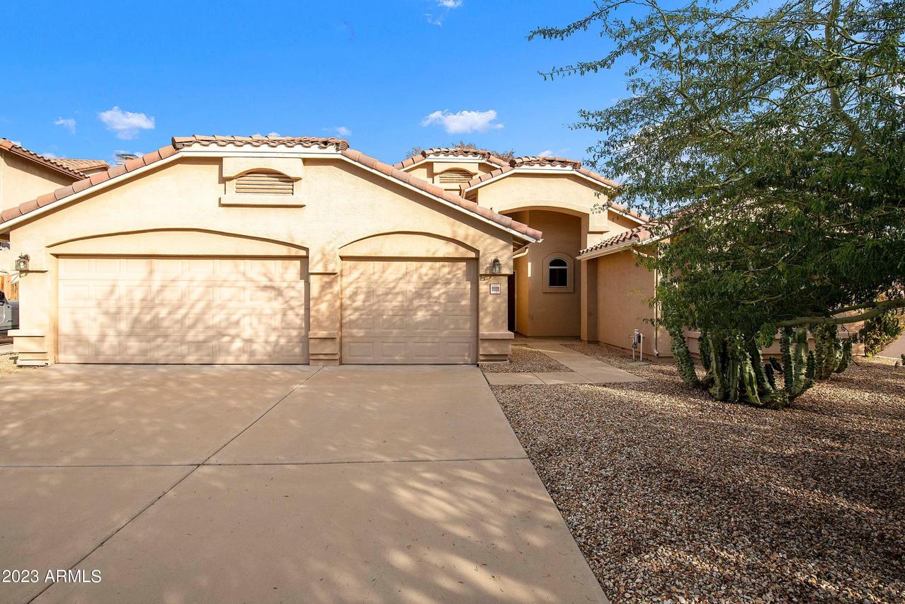 9909 N 57th Ln., Glendale, AZ 85302