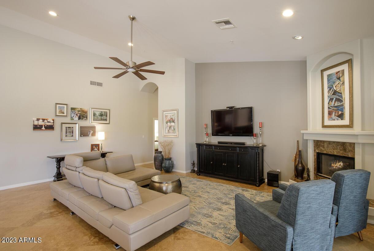 9055 E Charter Oak Dr., Scottsdale, AZ 85260