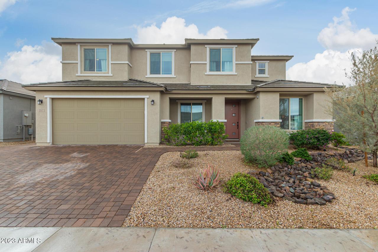 2517 E Novak Way, Phoenix, AZ 85042