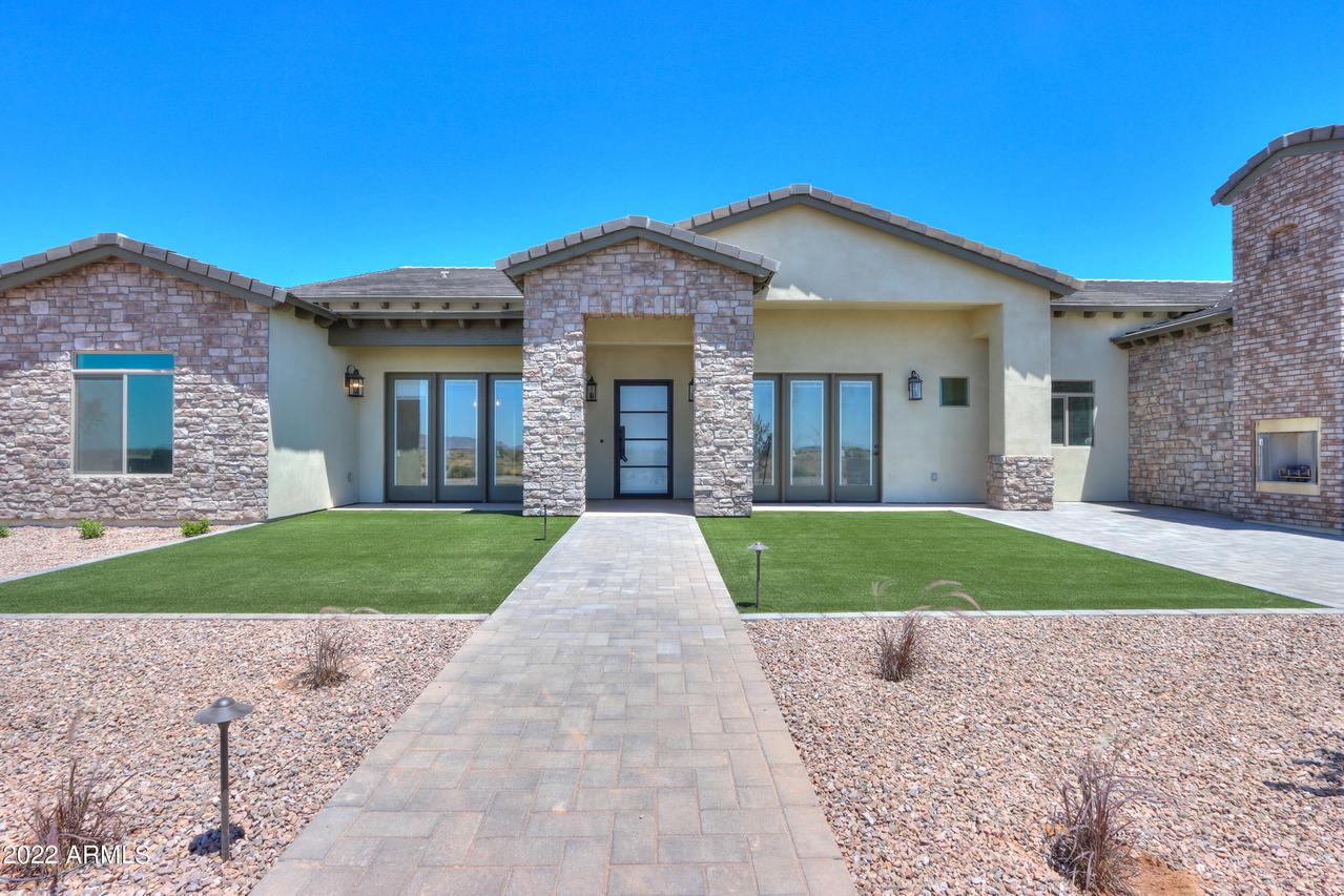 9436 W Fossil Mountain Dr., Casa Grande, AZ 85194