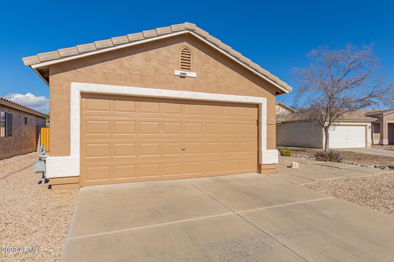 308 E Senna Way, San Tan Valley, AZ 85143