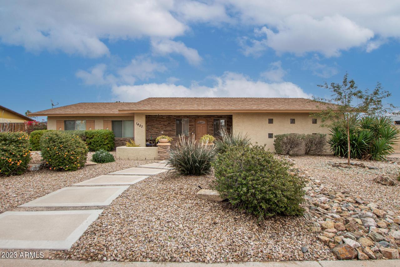 1427 N 62nd Pl., Mesa, AZ 85205