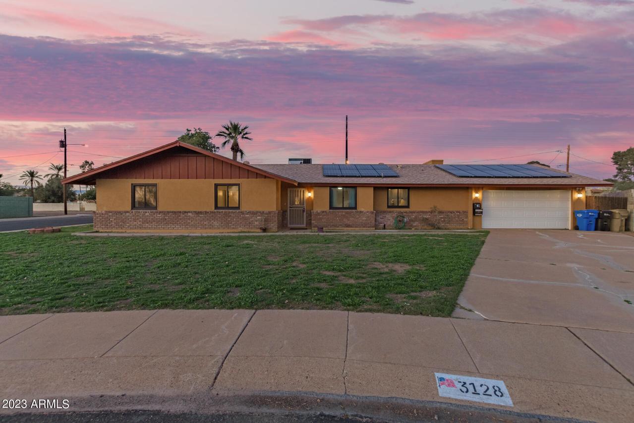 3128 W Lane Ave., Phoenix, AZ 85051
