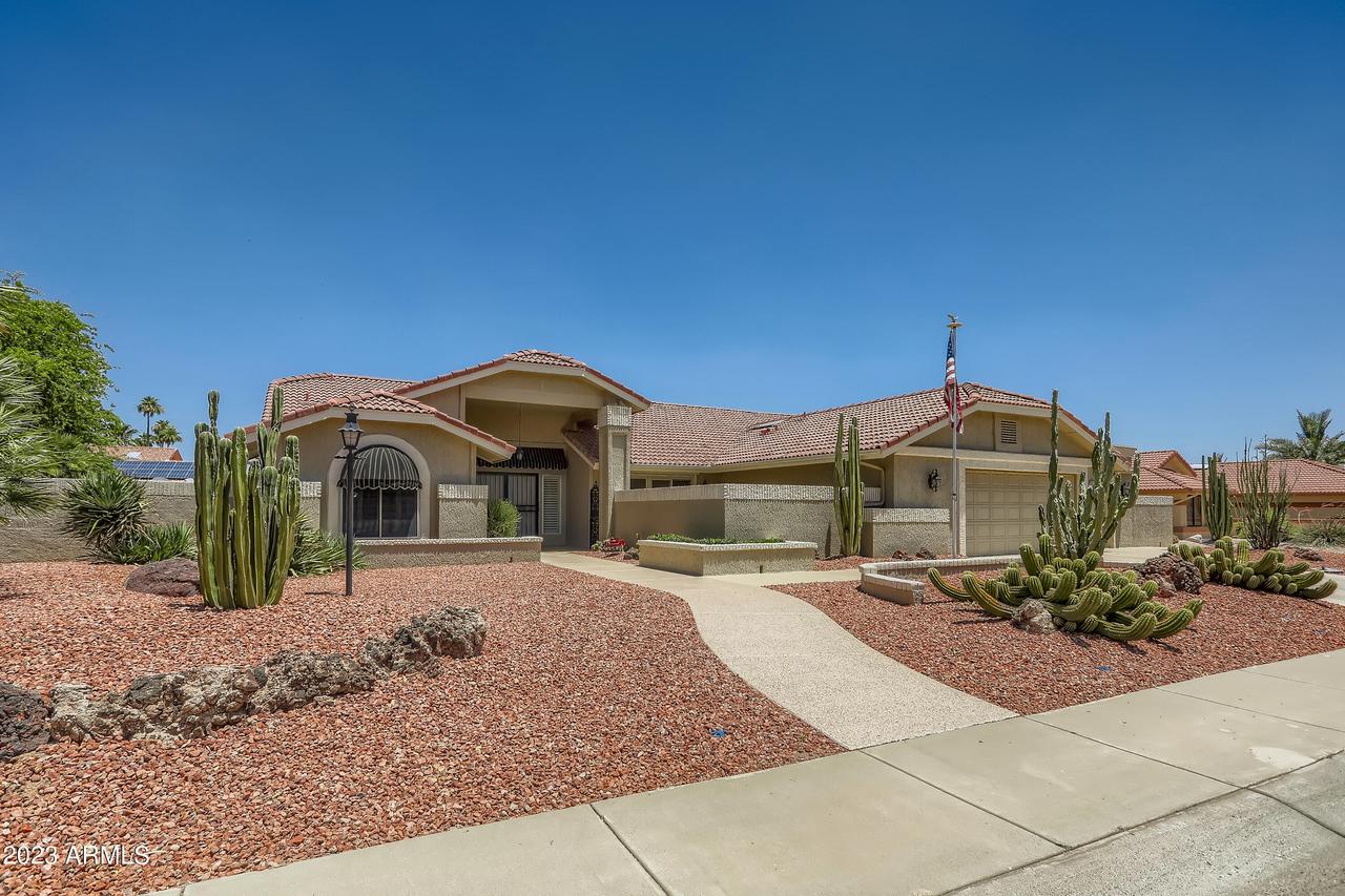20819 N Desert Sands Dr., Sun City West, AZ 85375
