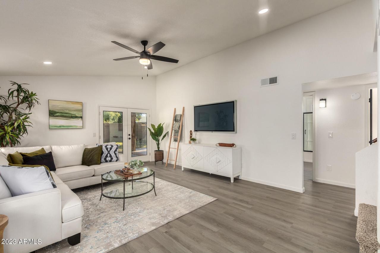 18343 N 88th Ave., Peoria, AZ 85382
