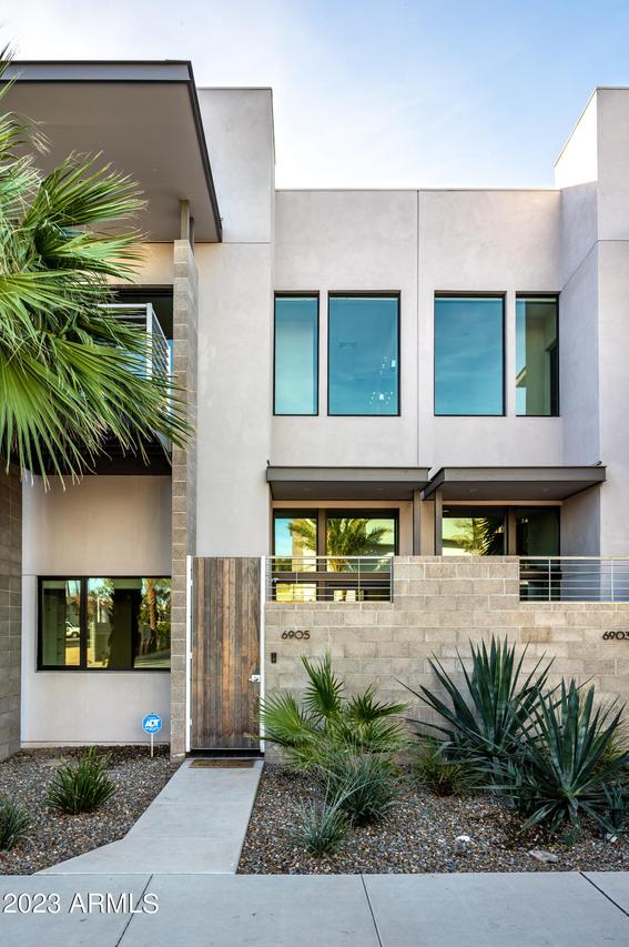 6905 E 1st Ave., Scottsdale, AZ 85251